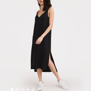 Grana silk v neck slip dress